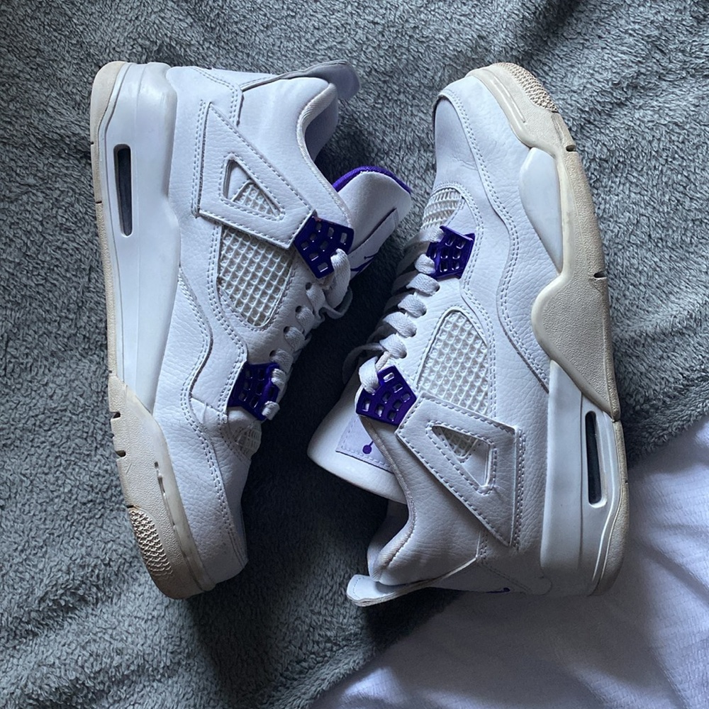 Jordan purple metallic 4’s (replica)
Worn about 5 times - Picture 3 of 5